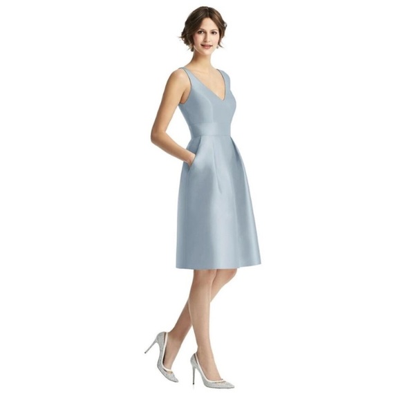 Alfred Sung Satin Twill V-Neck Pleated Skirt Cocktail Dress in Blue Mist D768 0R - Picture 1 of 14
